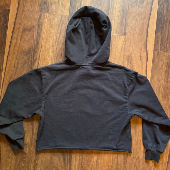 Nature Lover Graphic Hoodie M Black Cropped Sweatshirt Earth Floral Butterfly - Picture 2 of 4